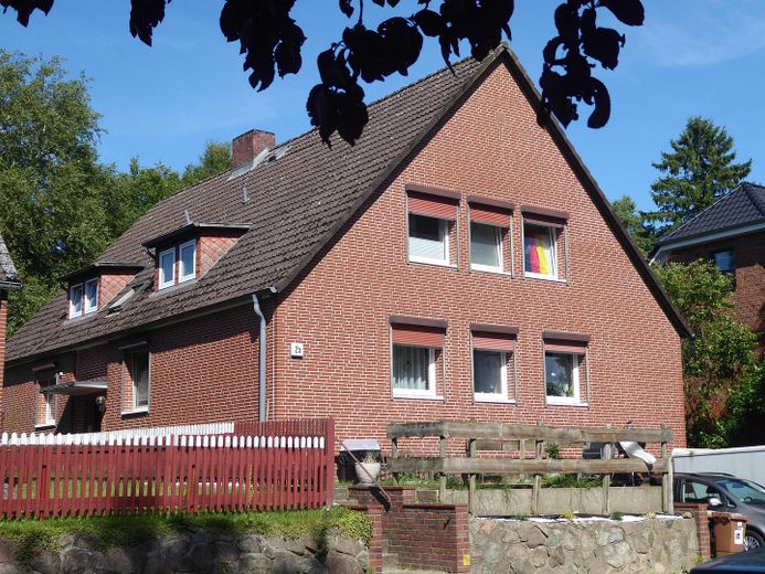 Wohnen auf dem Lande: Hier erwartet Sie ein gemüliches Nest, Kontakt bitte über Mail, – Das vier Familen Haus 