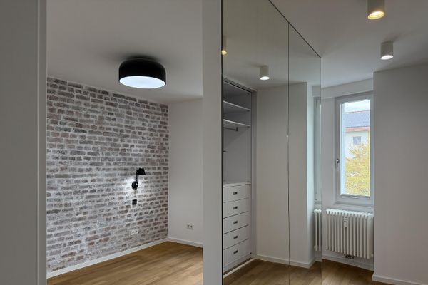 4-Zimmer SmartHome (Vollklimatisiert) - Kernsanierte Altbau-Wohnung mit Luxus Innenausstattung