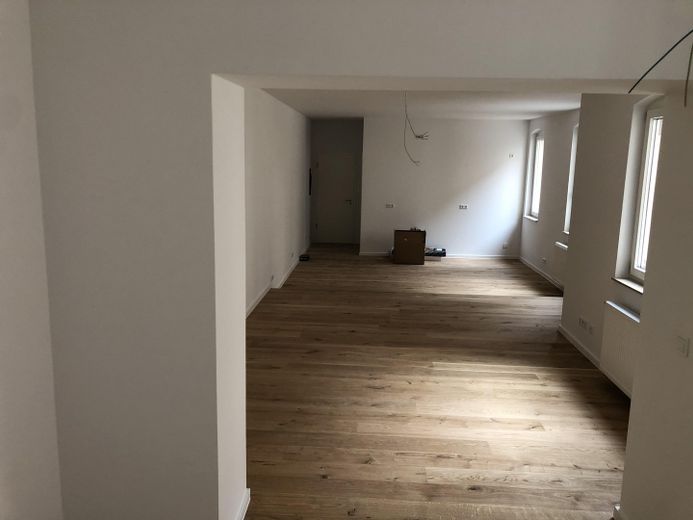 Stilvoll kernsaniertes Altbau-Loft – Foto 3