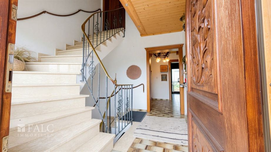 Familienidylle in Groß-Gerau - ein Zuhause mit Garten, Pool &amp; viel Platz – Eingangsbereich