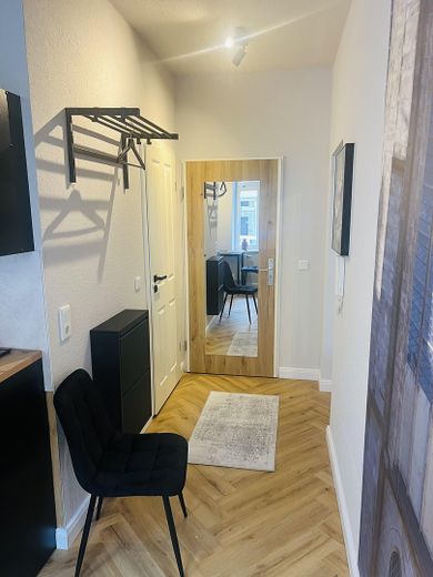 City-Apartement, frisch saniert, voll möbliert, bezugs- und provisionsfrei – Foto 7