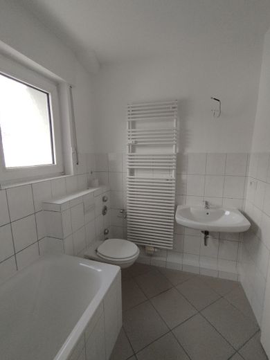 Bazimmer (Waschtisch, WC)