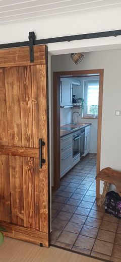 Wohnzimmer, Flur,  Küche EG