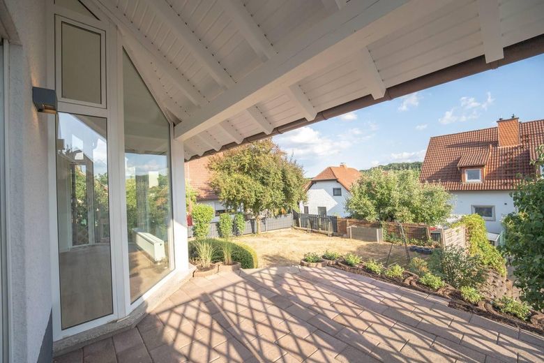 Modernisiertes Zweifamilienhaus mit Einliegerwohnung, neuer Gasheizung & PV Anlage – Foto 29