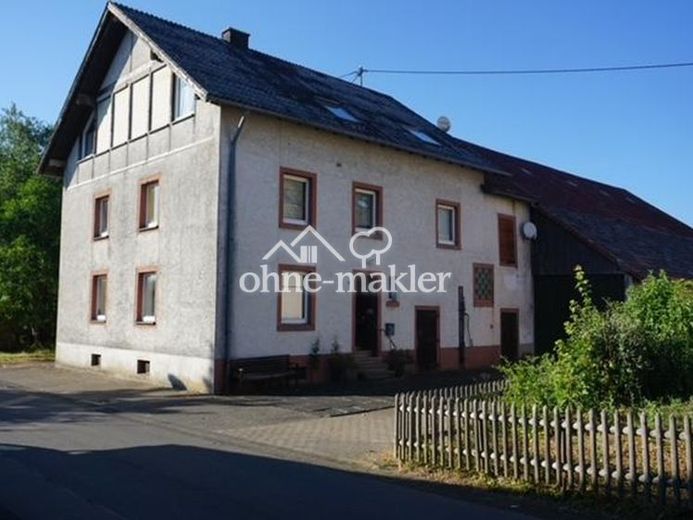 Ehemalige Hofstelle mit enormem Potenzial und Erweiterungsoption in Laufeld! – Foto 1