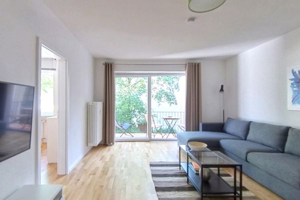 EMPLACEMENT DE PREMIER CHOIX : Hambourg-Harvestehude - APPARTEMENT MEUBLÉ DE 2 PIÈCES