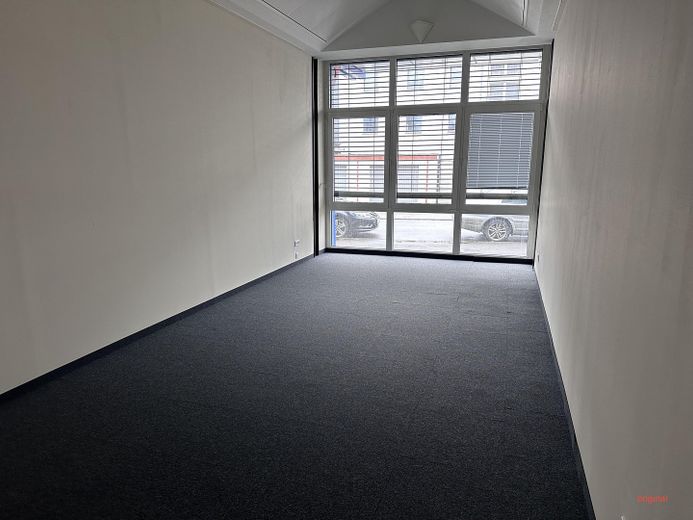 Originalbild ohne Büroeinricht