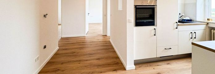 ***Alles neu !!! Schöne 74 m² Wohnung mit Balkon in ruhiger Lage mit Aussicht von Heubach***