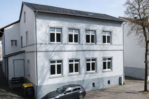 Apartment building with 8 residential units as an attractive capital investment