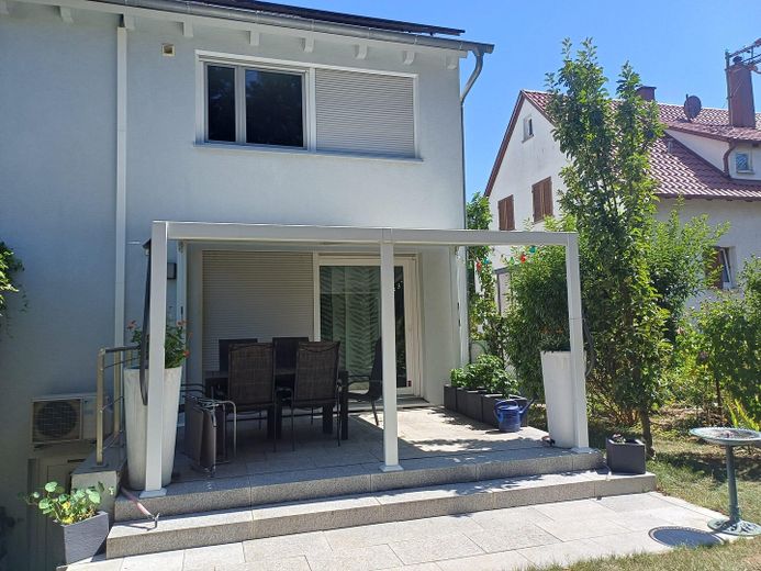 DHH in Gerlingen mit Energieffizienzklasse A+ mit PV-Anlage, Solar, Wärmepumpe und Klima – Foto 6