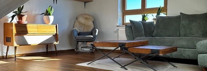 Mieszkanie dwupoziomowe z antresolą, ogrodem zimowym i widokiem na Walberla – Wohnzimmer