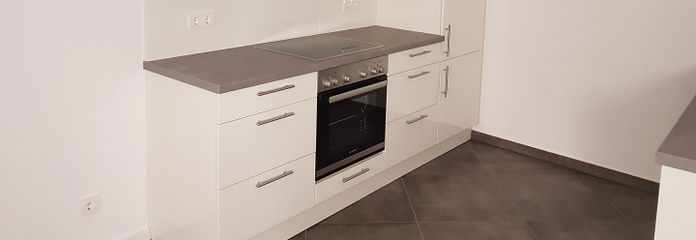 Sofort frei! Kernsanierte moderne 1-Zimmerwohnung ruhige Altstadtlage ohne KFZ-Stellplatz