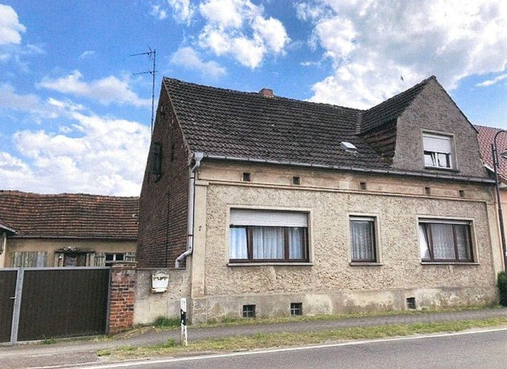 Hausverkauf in Roßdorf (Sachsen-Anhalt) – Hausansicht