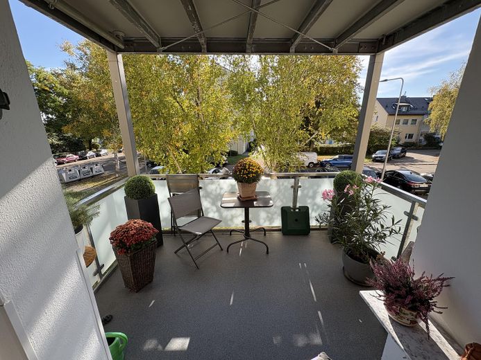 Wiesbaden’de 3 odalı daire – Balkon