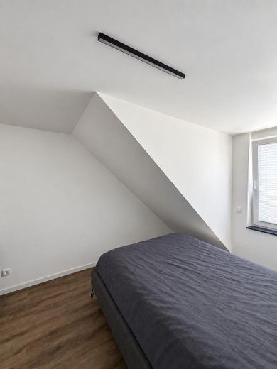 2023 yapımı dubleks · bağımsız ev girişi · balkon · 3 oda · mobilyalı mümkün – Fotoğraf 17