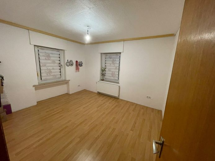 Wohn- und Geschäftshaus mit Ladenfläche, Nebengebäude, Garagen&Ausbaupotenzial in Nordkirchen-VHB – Zimmer 1