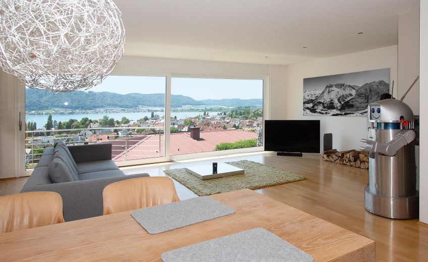 Porzione di bifamiliare con vista sul lago a Ludwigshafen – Foto 1