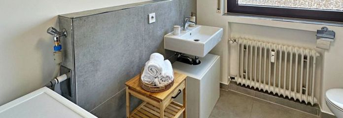Gezellige kamer met BALKON in een 3-persoons-WG