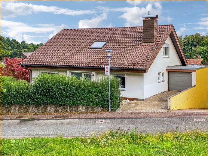 Straßenansicht