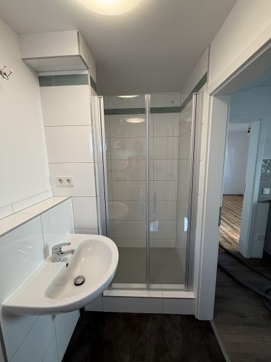 Klimatisierte Wohnung - Erstbezug nach Kernsanierung – Bad