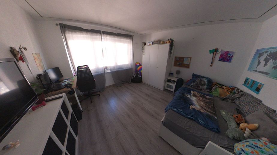 Modernisiertes Familienhaus mit Pool, Sauna, Smart Home & PV-Anlage – Foto 10