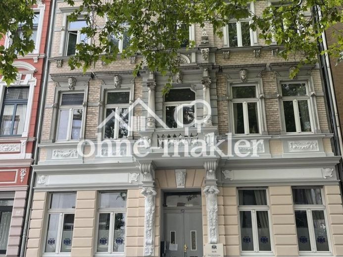 Büroräume im denkmalgeschützten Stilhaus in Duisburg Ruhort – Foto 1
