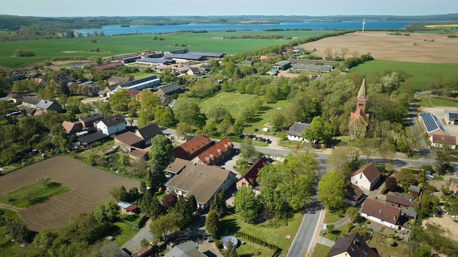 Parsteinsee’de benzersiz yatırım fırsatı – 19 konut birimli etkileyici dört cepheli çiftlik – Fotoğraf 9