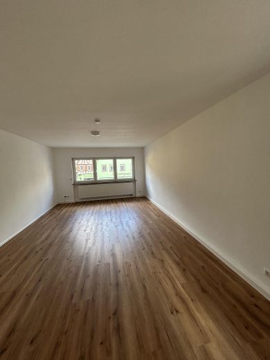 3 Zimmer Wohnung in Creglingen zu vermieten / Saniert im Dezember 2024 – Schlafzimmer