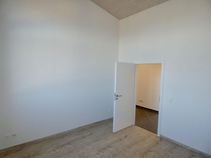 Hochwertige 3-Raum-Dachgeschosswohnung mit großer Dachterrasse in ruhiger Top-Lage – Schlafzimmer 