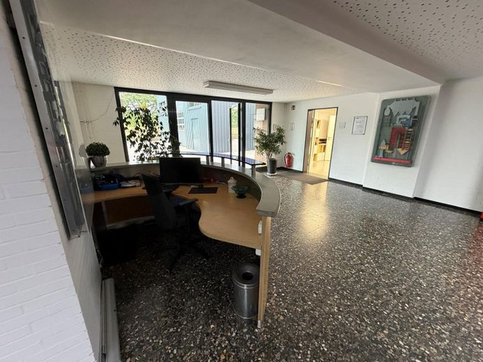 Selbstgenutzt oder vermietet - Gewerbeimmobilie in Coesfeld – Eingangsbereich EG