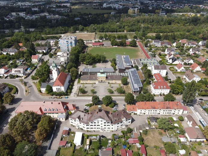 Zentrumsnahes Familienparadies mitten im Grünen – Foto 37
