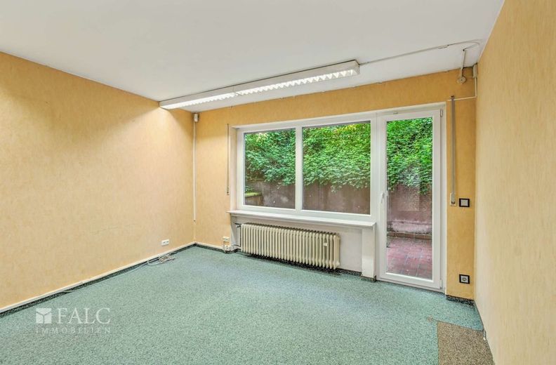 Großzügige Immobilie im Herzen von Cochem! – Schlafzimmer 1.OG