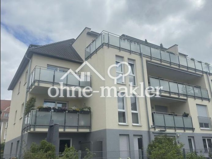 Moderne 3-Zimmer-Eigentumswohnung mit Westbalkon, Tiefgarage und Aufzug in begehrter Lage von Stein – Foto 1