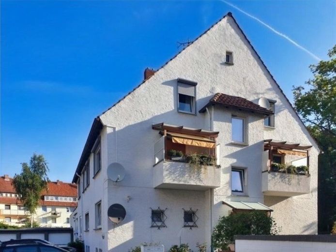 Helle 3 Zimmer Wohnung in zentraler Lage mit Balkon – Aussenansicht