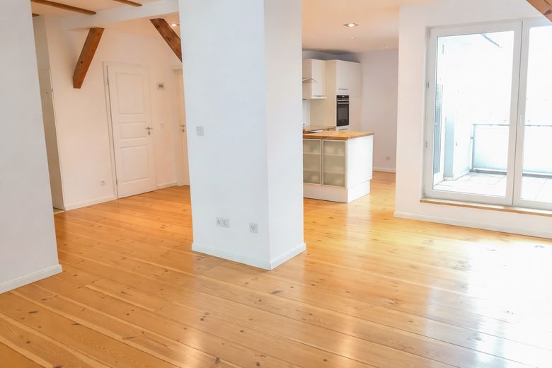 Wohn-Essbereich und Küche