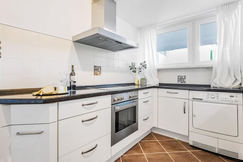 renovierte - ohne Maklergebühr 2 Zimmerwohnung - Freiburg-Mosswald – Foto 2