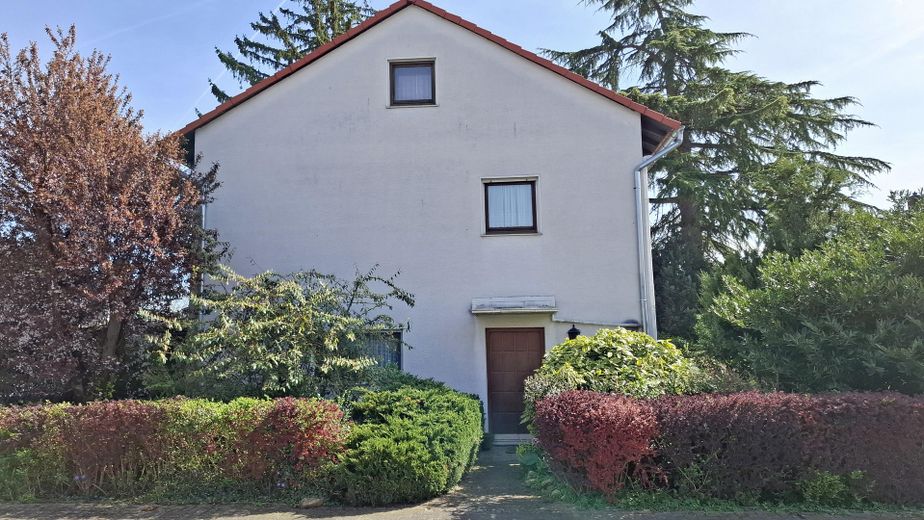 Freistehendes Einfamilienhaus in Bestlage von Wiesbaden-Bierstadt – Außenansicht