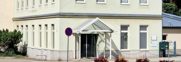 Geschäftshaus mit Wohnanteil zum Verkauf