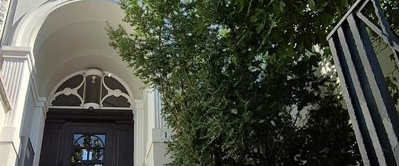 Bremen – Barkhof von privat: Repräsentative Hochparterre-Wohnung