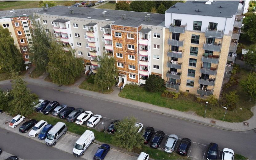 Balkon-Upgrade in Toitenwinkel: 3 Zimmer für Paare & kleine Familien – Olof-Palme-Str 13-15