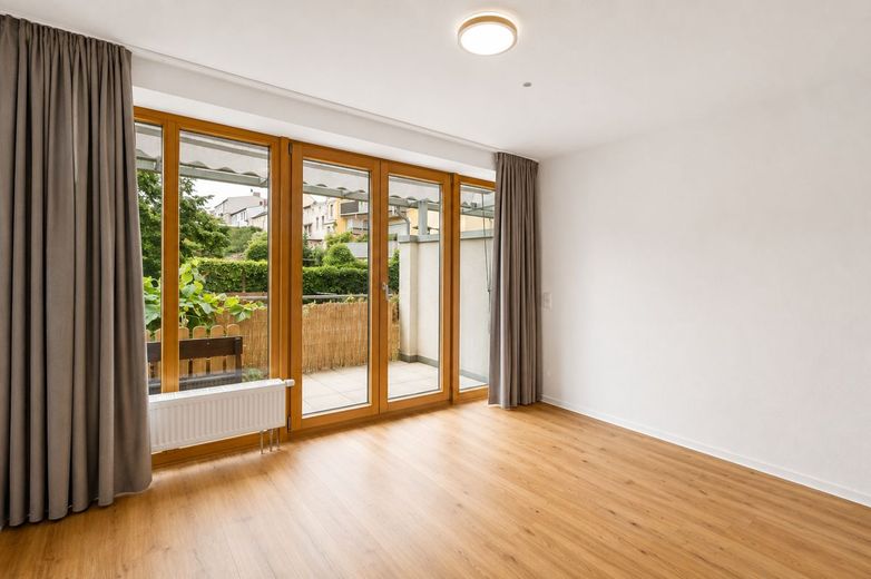 Wohnen auf Hausniveau - außergewöhnliche Eigentumswohnung in Bestlage von Halle-Kröllwitz – Schlafzimmer 1 OG