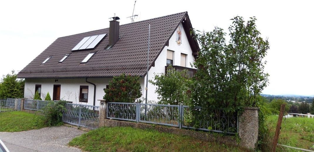 Ostseite mit Balkon