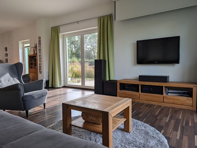 Architektenhaus mit Naturteich, Sauna, Solar + vielseitigem Nebengebäude – Foto 22