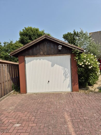 Ferienhaus inkl. Garage auf Borkum zu verkaufen – Garage