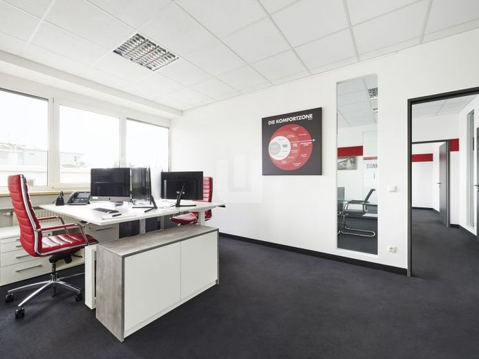 WINDISCH IMMOBILIEN - 3-Zimmer-Büro in modernem Bürokomplex Stockwerk frei ab 01.09.26 – Foto 1