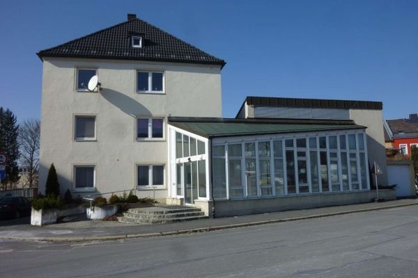 H-58108 - Commercial premises for office or retail in Rehau