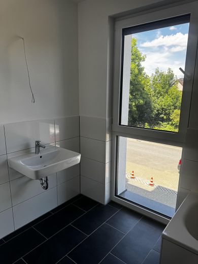Wohnen mit Stil: 3 Zimmer-Neubauwohnung mit Balkon – ca. 83 m² in Fümmelse – Badezimmer Ansicht 2