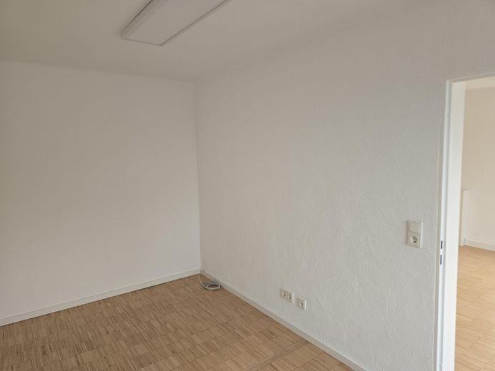 Büroräume zu vermieten – Nebenbüro 
