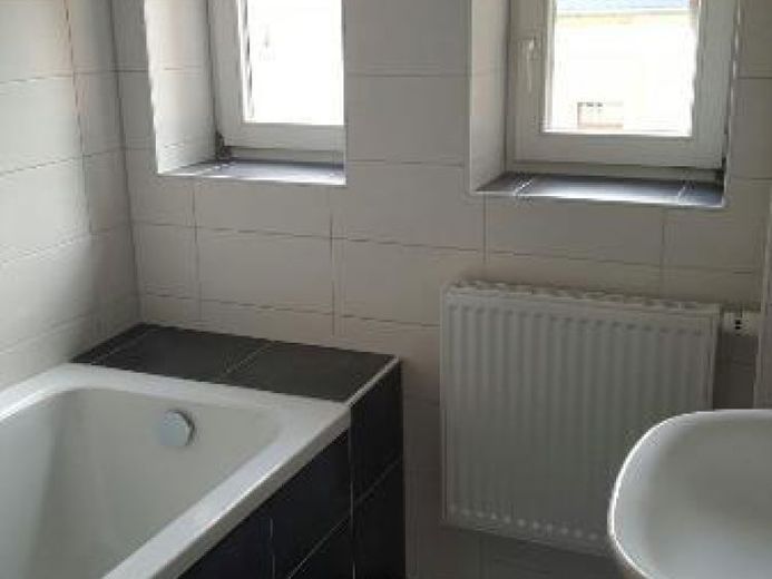 Attraktive 3 Raum Wohnung in zentraler Lage mit BALKON – Foto 1
