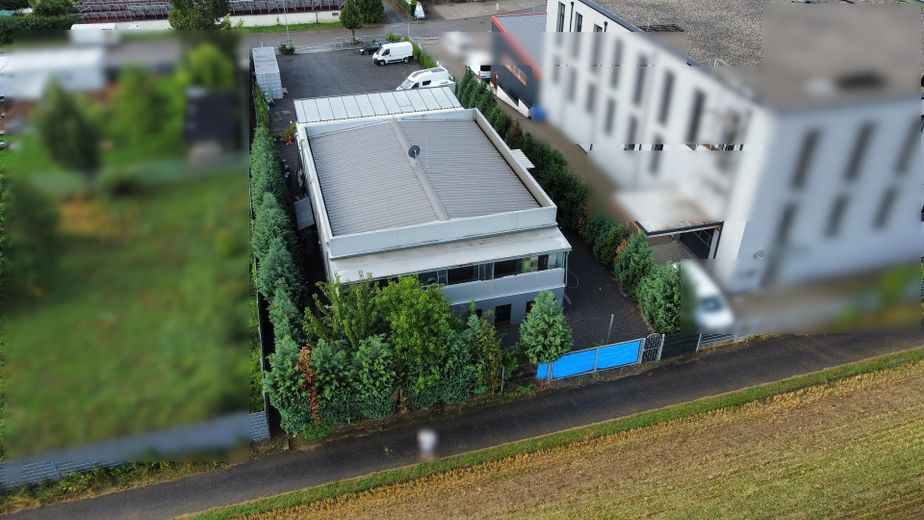 Gewerbehalle mit Büro und Betriebsleiterwohnung  auf 1496 qm Grundstück in Leingarten – Photo 3